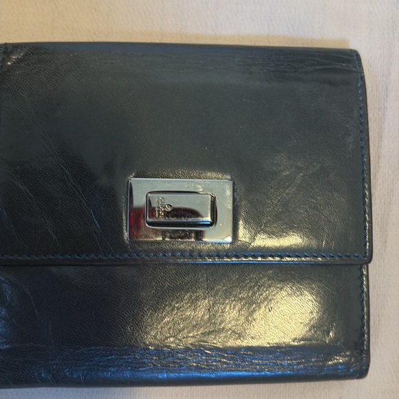 Gucci Wallet with lock closure - Picture 2 of 6